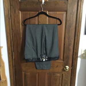 Black ankle pants, white threads, never worn, NWT